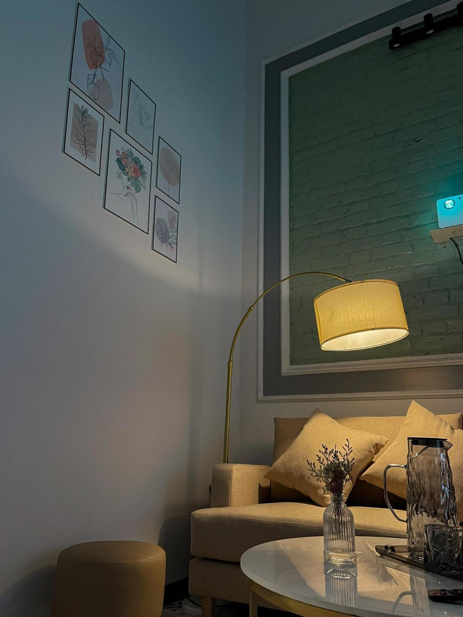 Zeus Living - Old Quater Homestay Hanoi Esterno foto