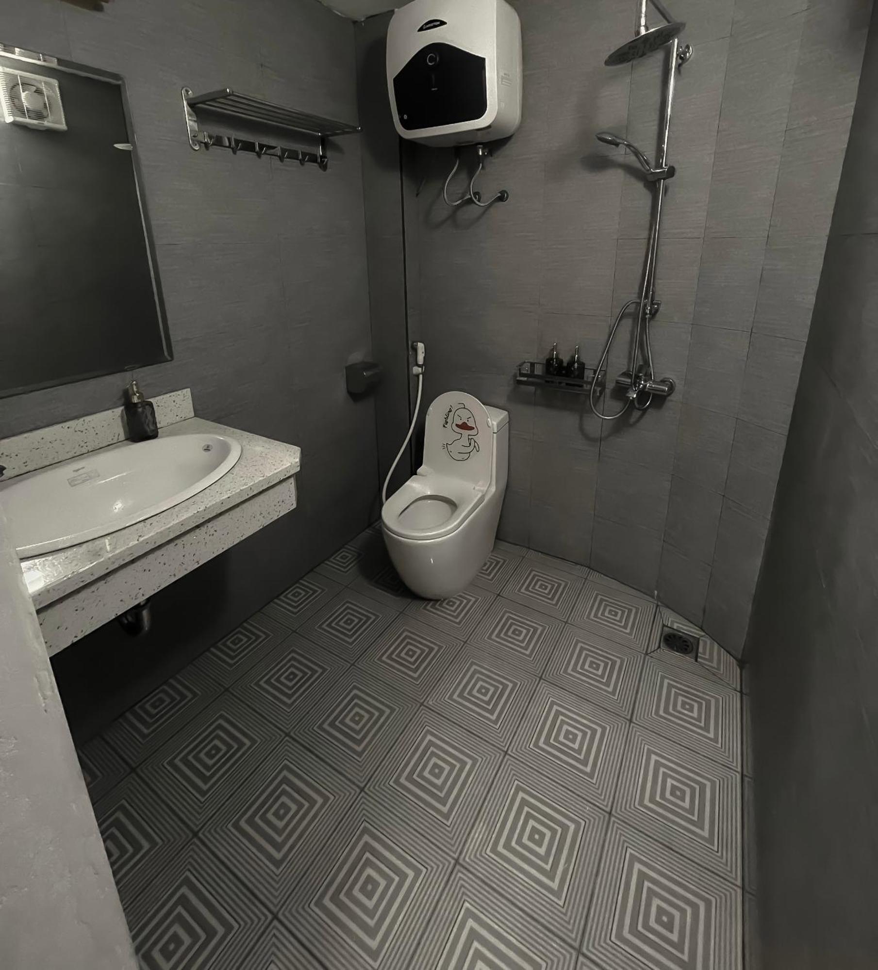 Zeus Living - Old Quater Homestay Hanoi Esterno foto