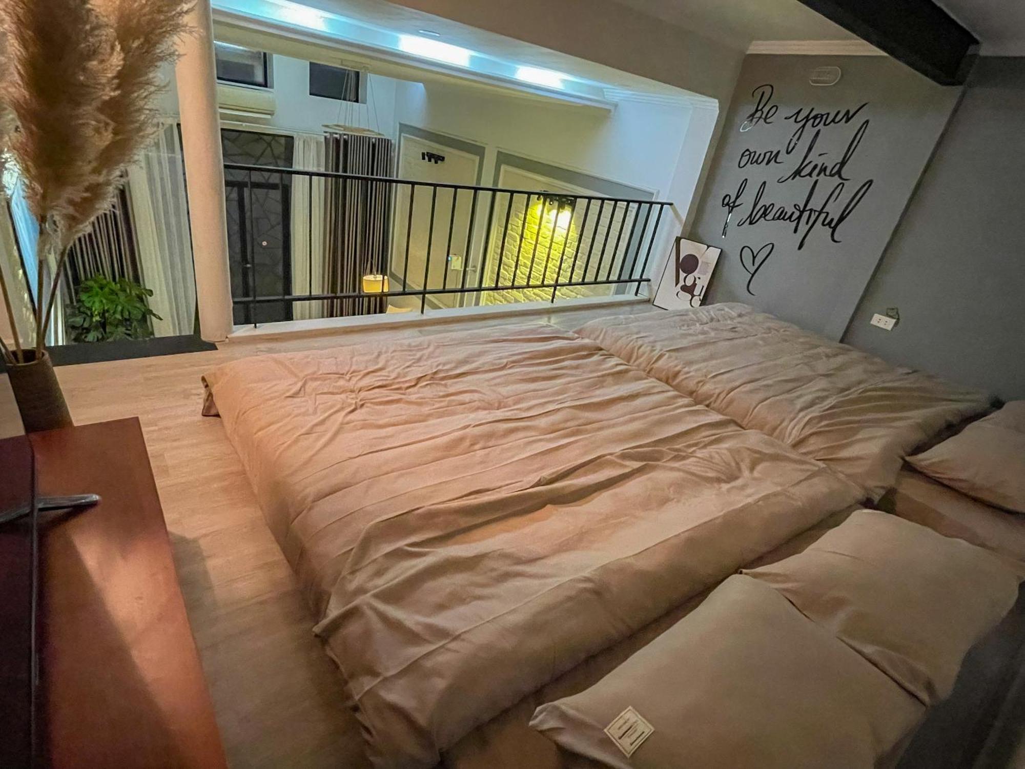 Zeus Living - Old Quater Homestay Hanoi Esterno foto