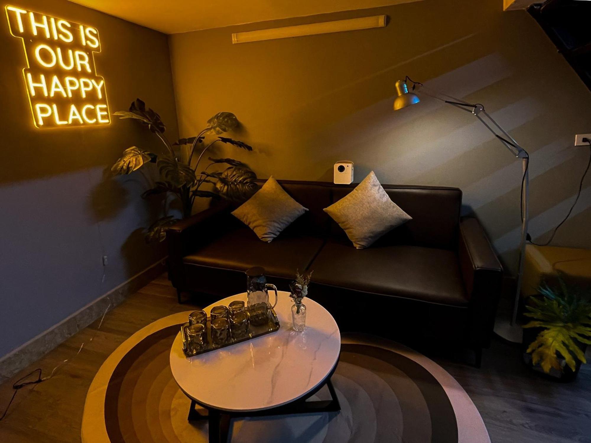 Zeus Living - Old Quater Homestay Hanoi Esterno foto