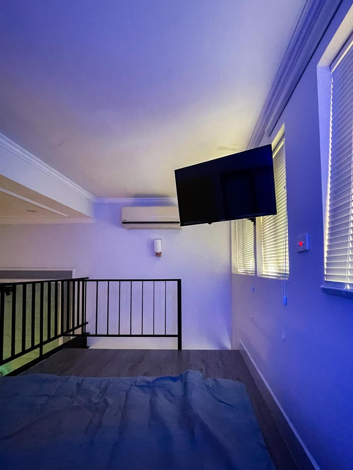 Zeus Living - Old Quater Homestay Hanoi Esterno foto